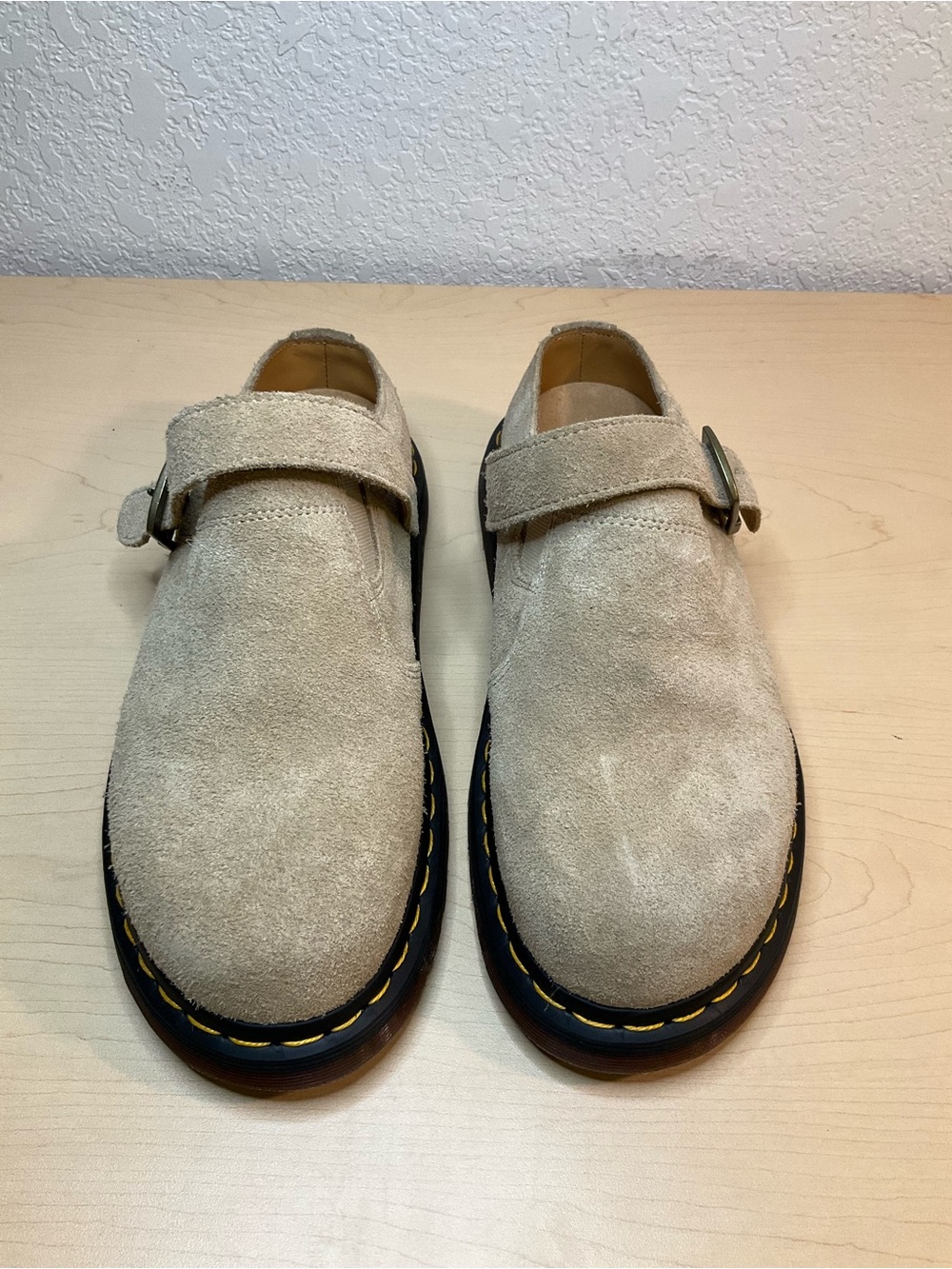 Dr. Martens Beige Suede Mary Jane Shoes Womenโs 10 Menโs 9